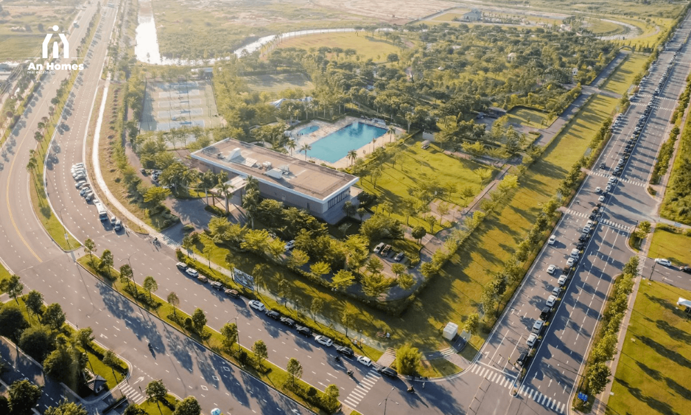 Hạ tầng giao th&ocirc;ng li&ecirc;n tục được đầu tư